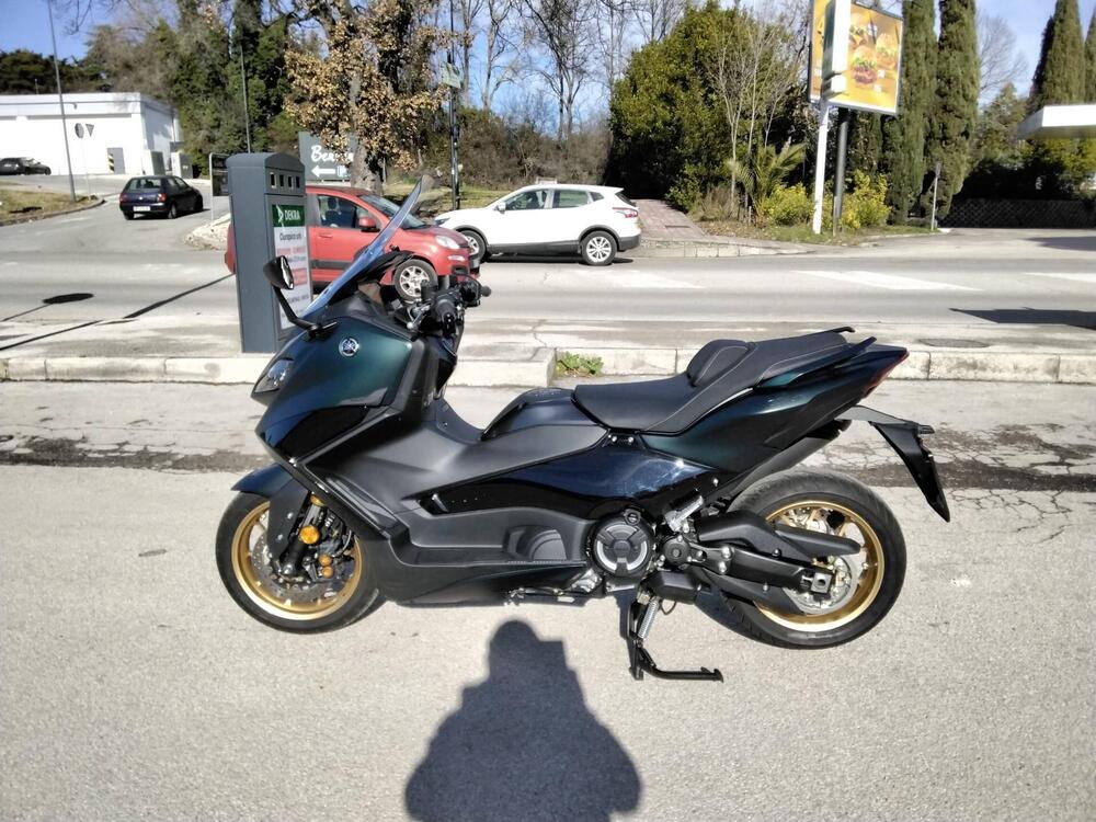 Yamaha T-Max 560 Tech Max (2022 - 24) (2)