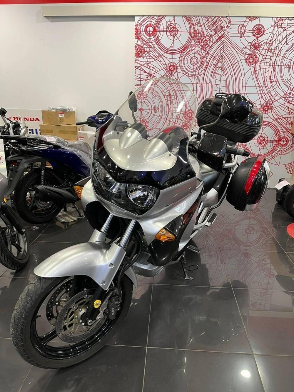 Honda Varadero 1000 (1999 - 02) (5)