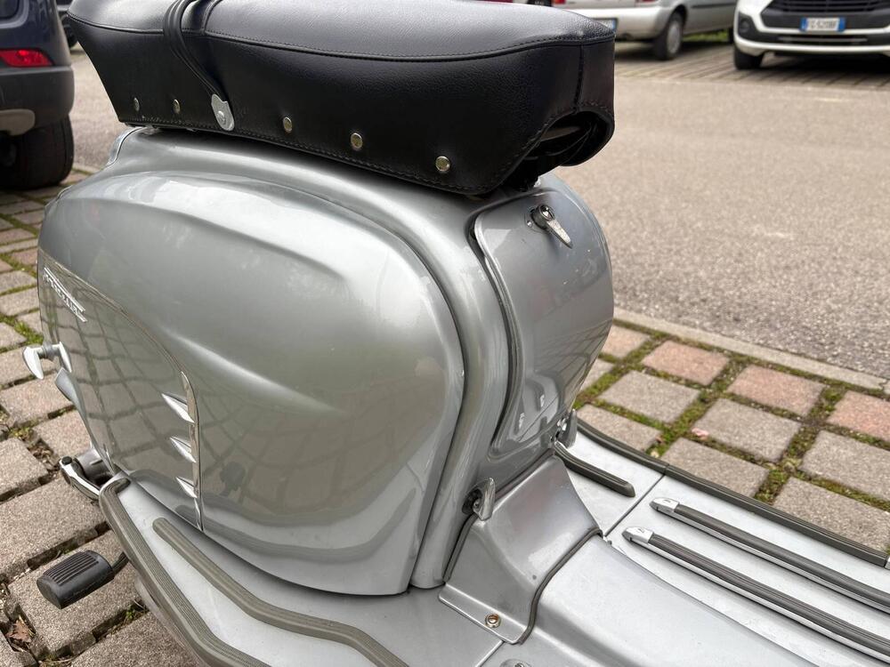 Innocenti LAMBRETTA 150 SILVER SPECIAL (2)