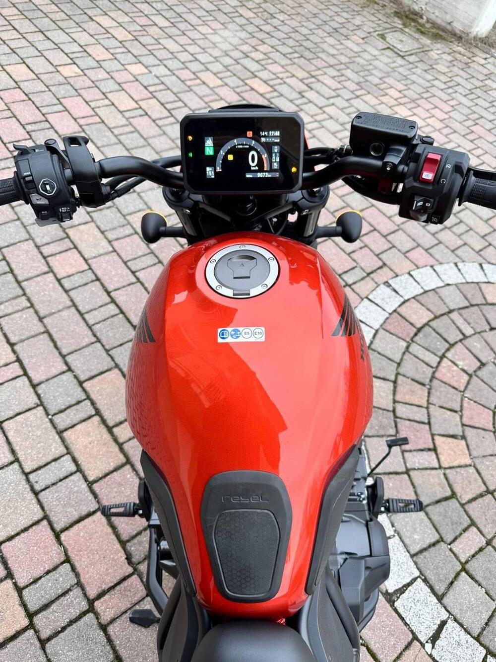 Honda CMX 1100 Rebel + Special Edition DCT (2025 - 26) (3)