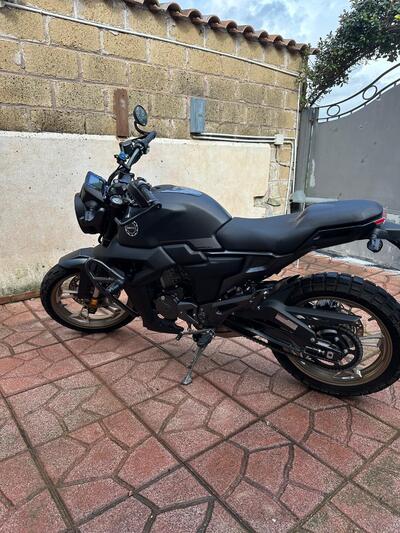 Zontes ZT125-G1 (2020 - 26) usata