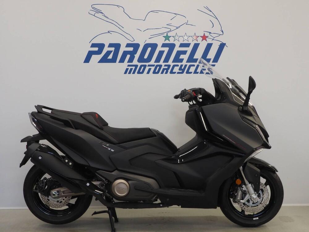 Kymco AK 575 Premium (2025 - 26)