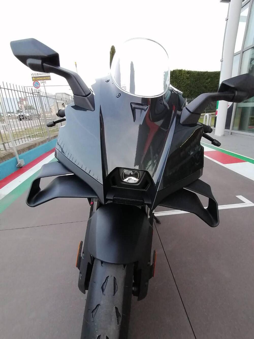 KTM 990 RC R (2026) (2)