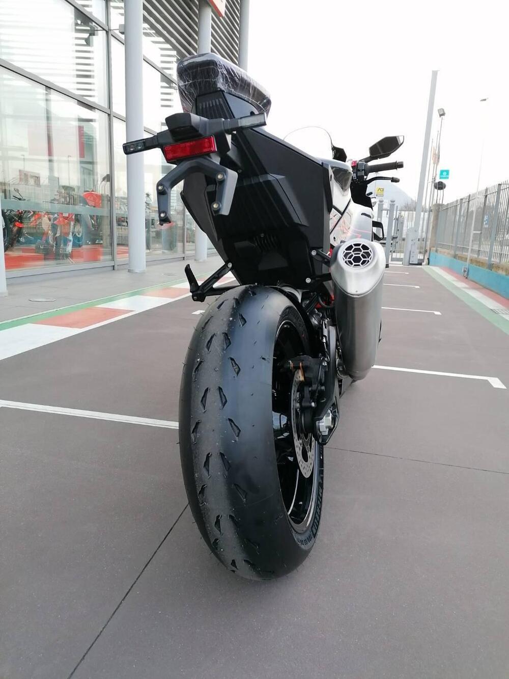 KTM 990 RC R (2026) (15)