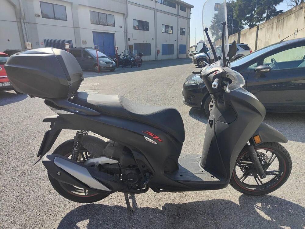 Honda SH 350 Sport (2021 - 24) (2)