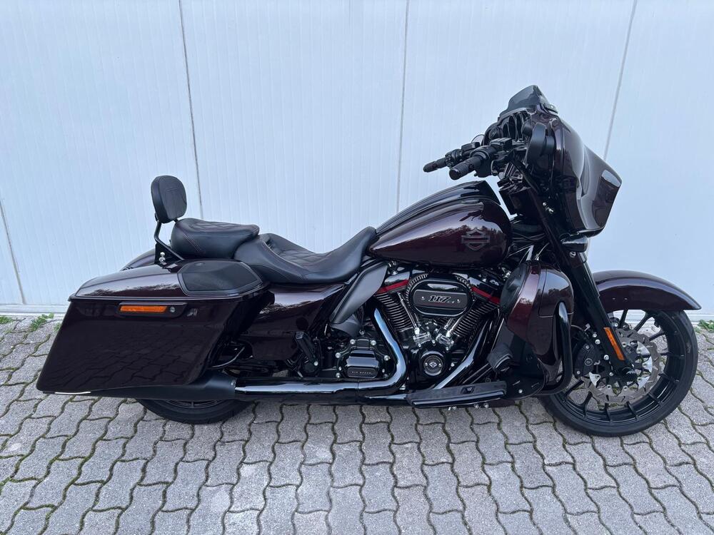 Harley-Davidson 117 Street Glide (2018 - 20) - FLHXSE (6)