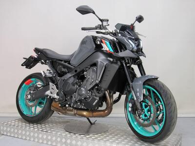 Yamaha MT-09 (2021 - 23) usata