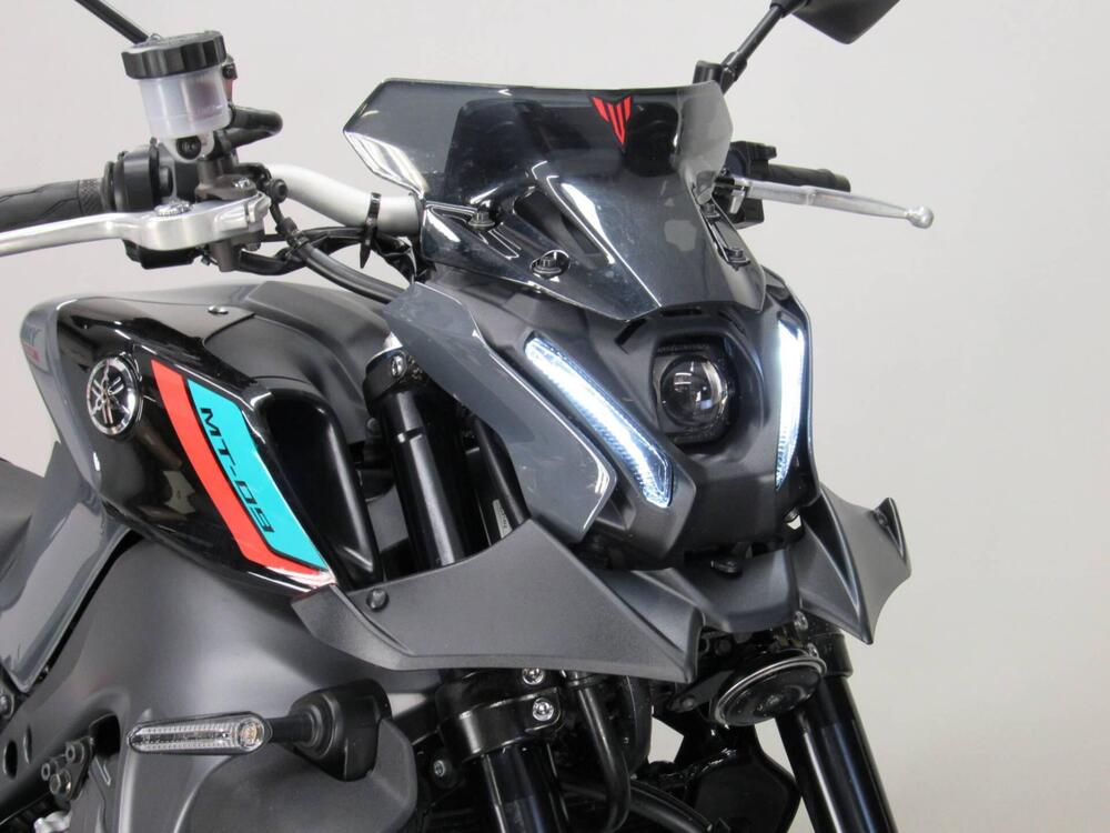 Yamaha MT-09 (2021 - 23) (10)