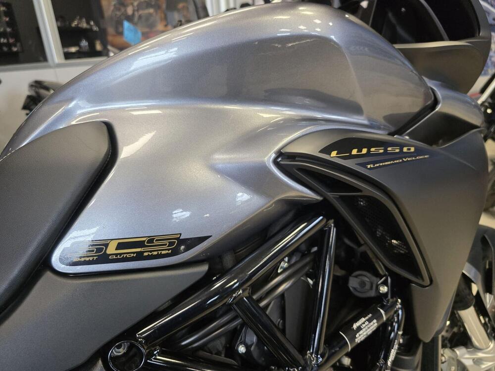 MV Agusta Turismo Veloce 800 Lusso SCS (2021 - 26) (11)