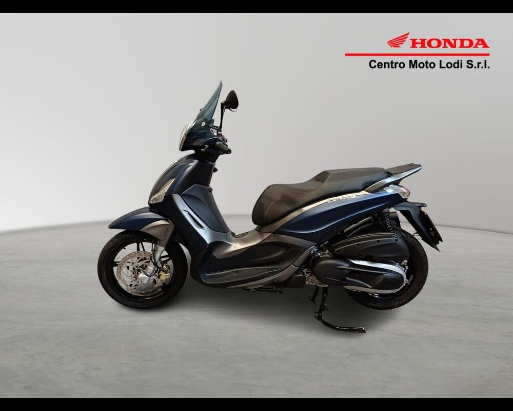 Piaggio Beverly 350 SportTouring ie ABS (2011 - 17) (3)