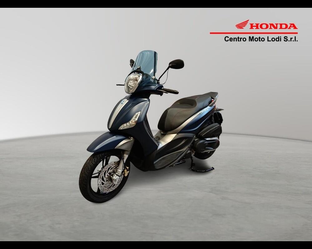 Piaggio Beverly 350 SportTouring ie ABS (2011 - 17) (4)