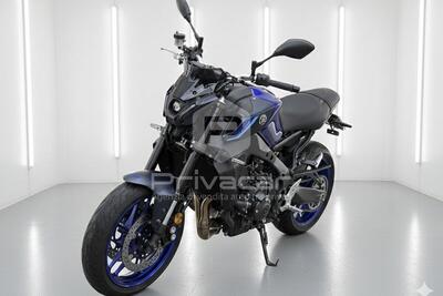 Yamaha MT-09 (2021 - 23) usata