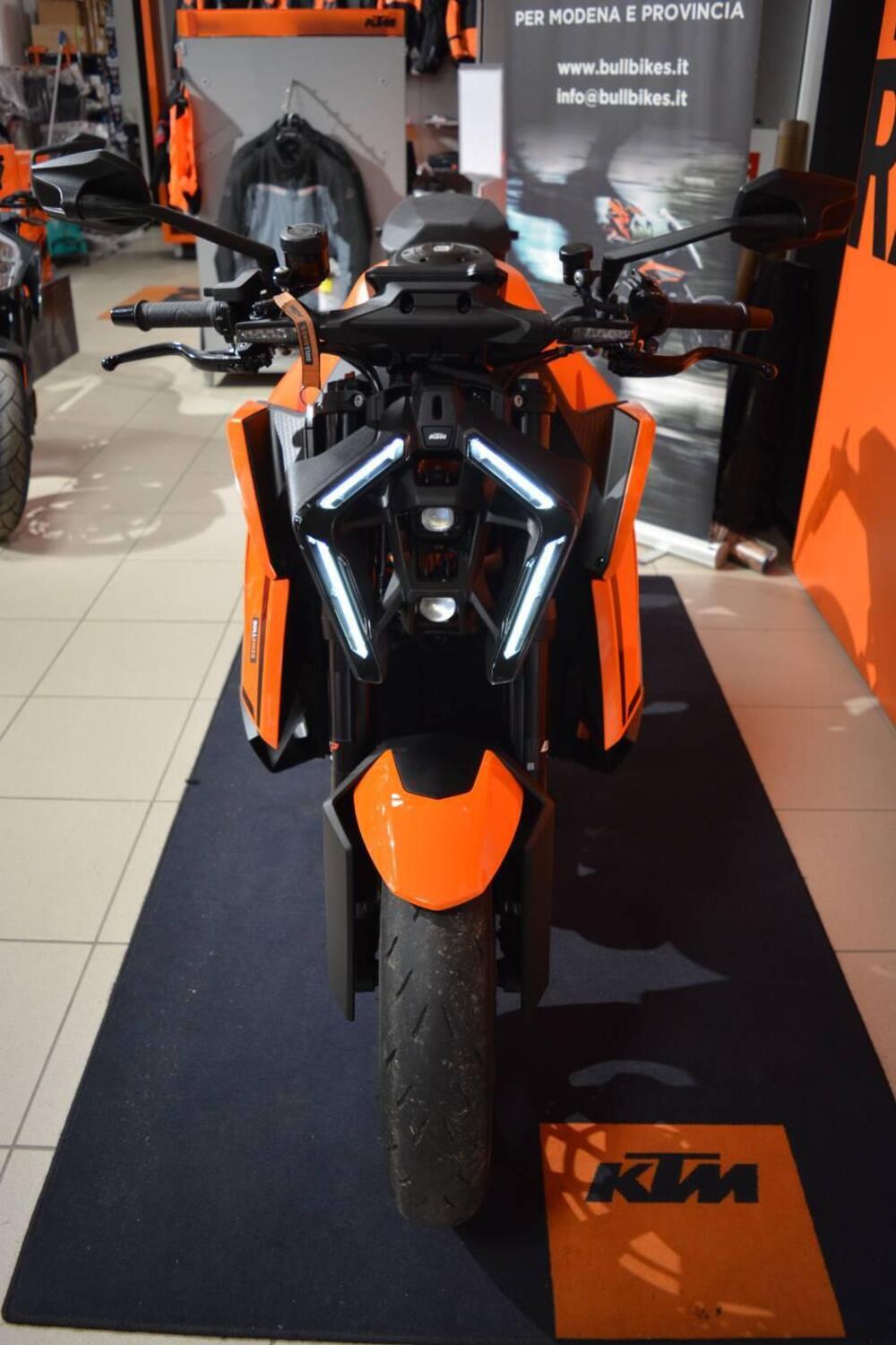KTM 1390 Super Duke R (2024 - 26) (7)