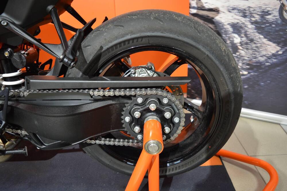KTM 1390 Super Duke R (2024 - 26) (17)