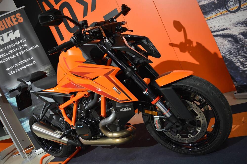 KTM 1390 Super Duke R (2024 - 26) (3)