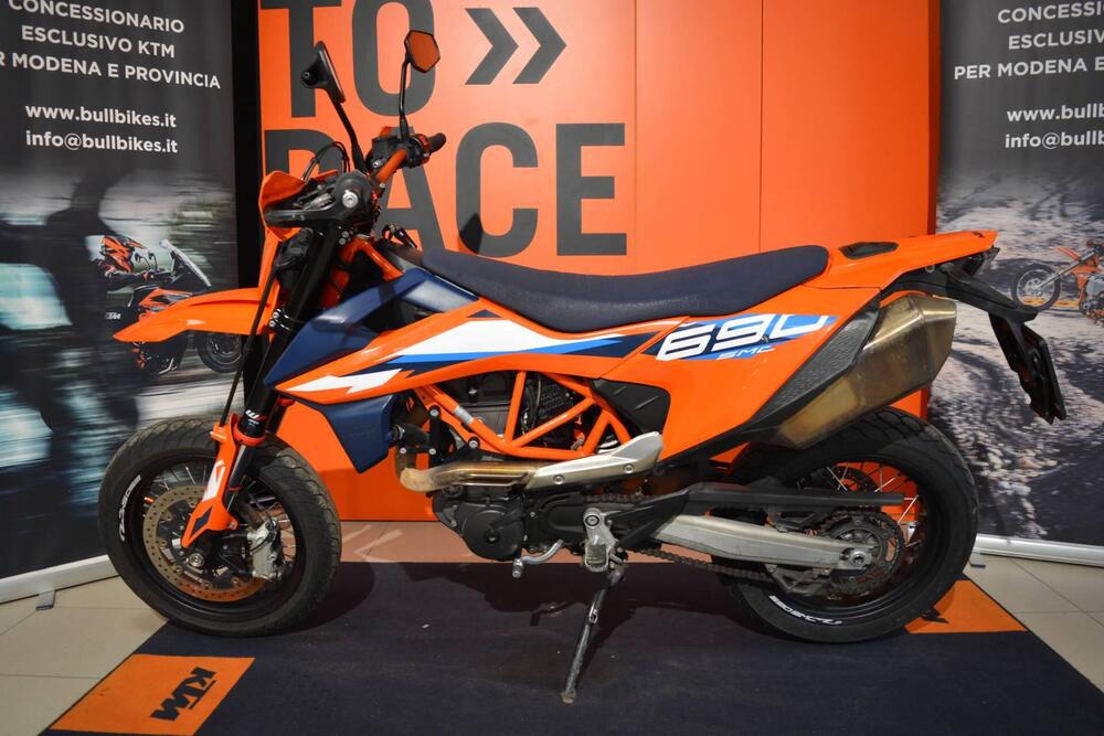 KTM 690 SMC R (2023 - 25) (2)