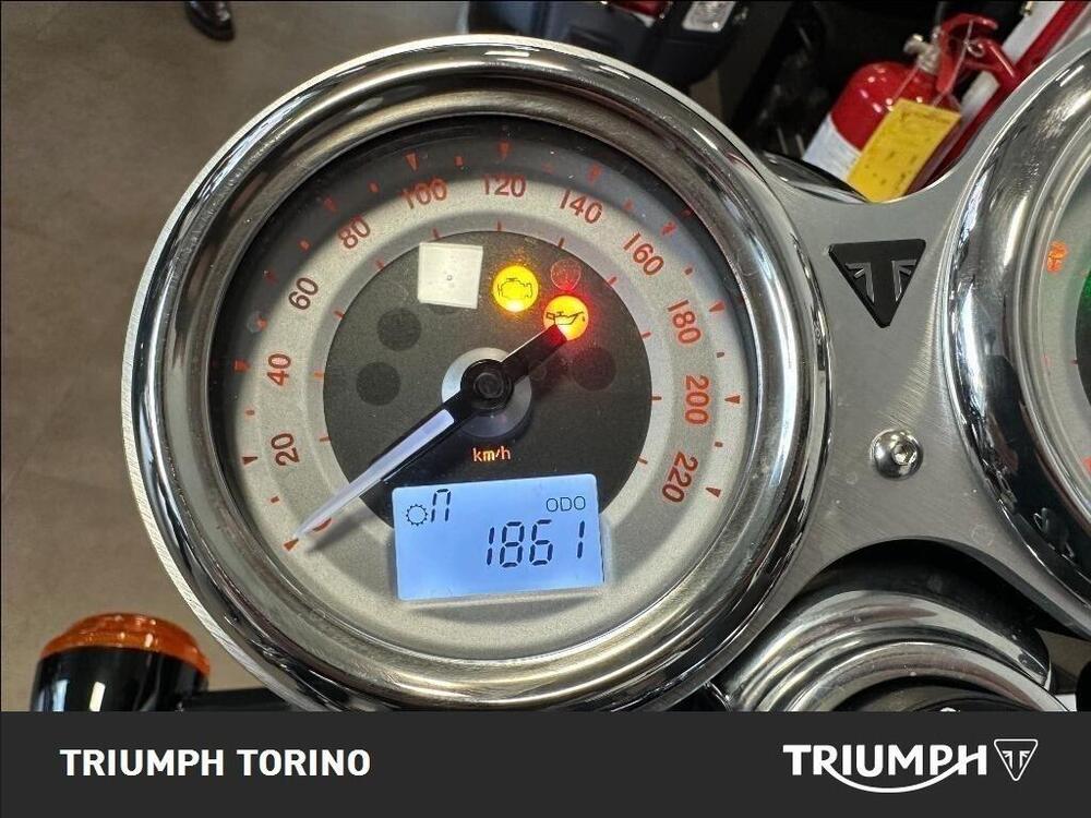 Triumph Thruxton RS Final Edition (2024 - 25) (4)