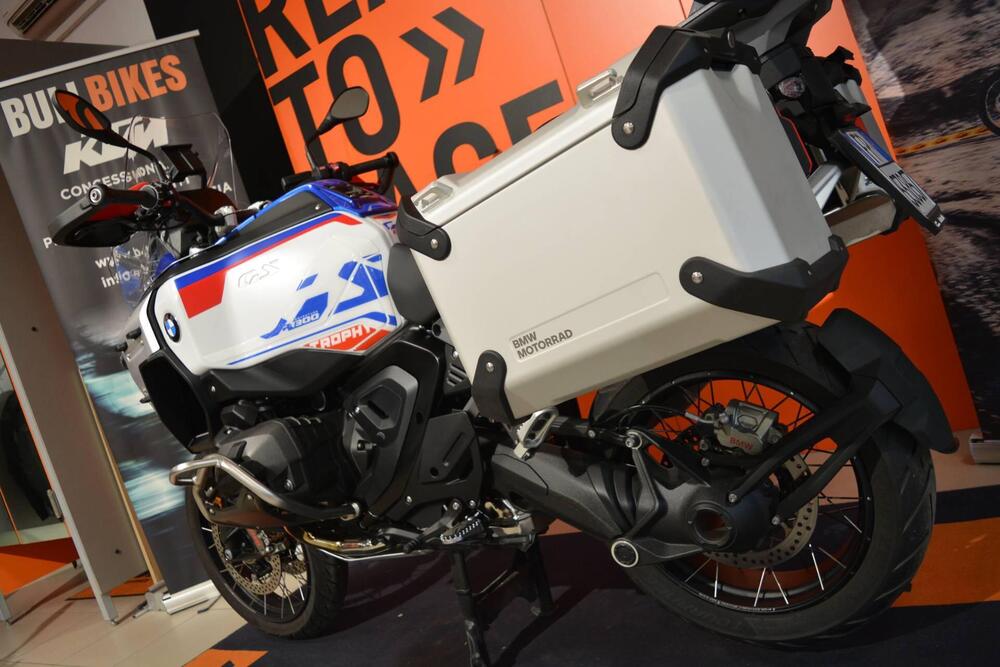 Bmw R 1300 GS Adventure Trophy (2025 - 26) (6)