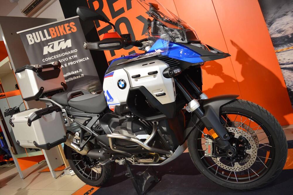 Bmw R 1300 GS Adventure Trophy (2025 - 26) (3)