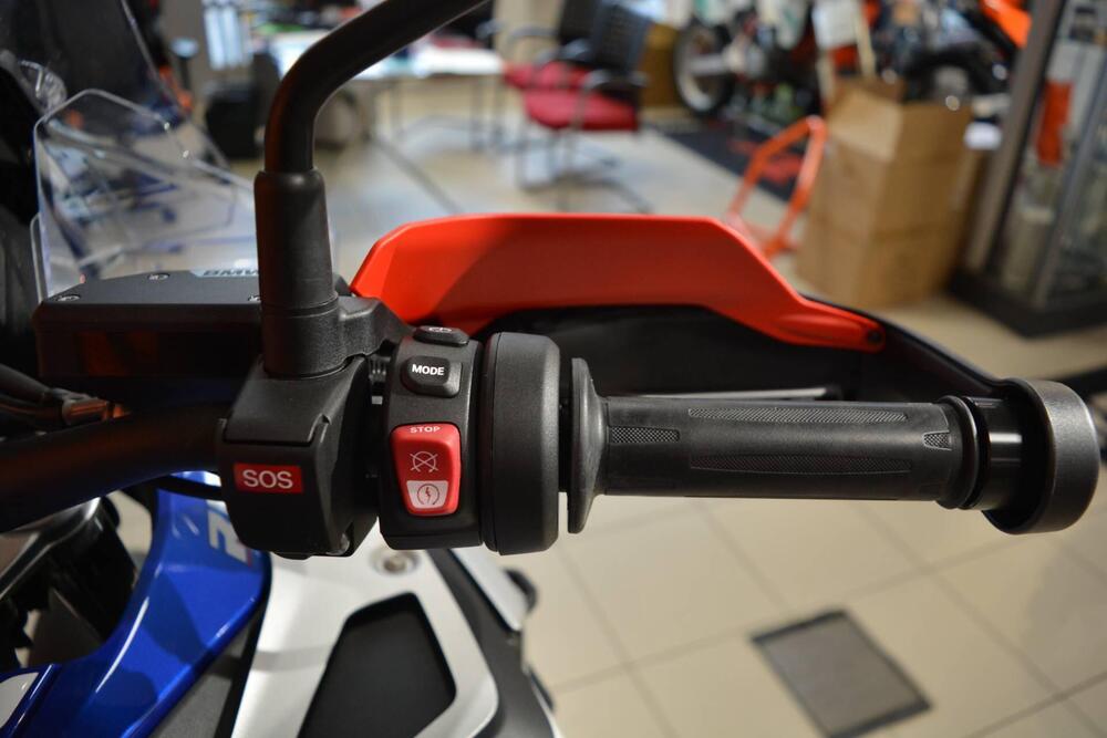 Bmw R 1300 GS Adventure Trophy (2025 - 26) (12)