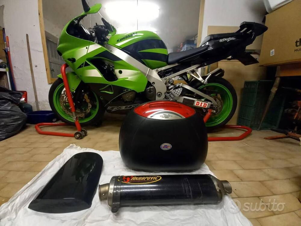 Kawasaki Ninja 900 ZX-9R (2002 - 05) (6)