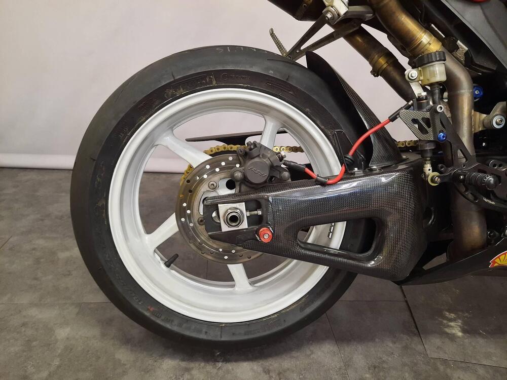 Yamaha YZF R1 (2007 - 08) (4)