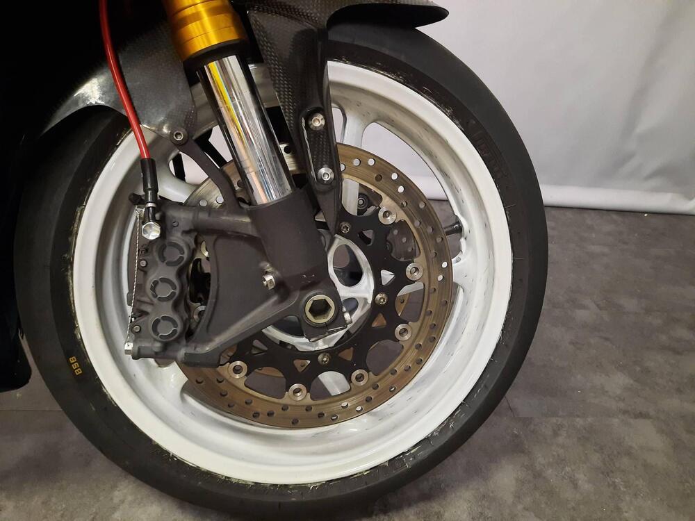 Yamaha YZF R1 (2007 - 08) (5)