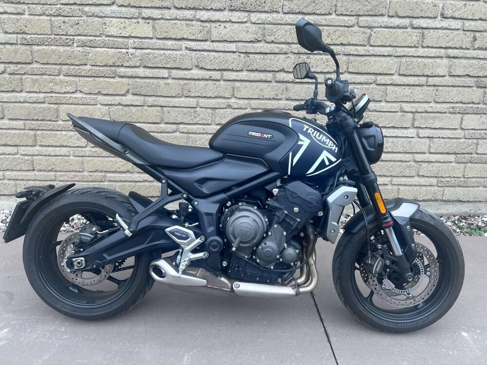 Triumph Trident 660 (2021 - 24) (2)