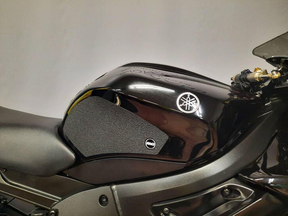 Yamaha YZF R6 (2005) (6)