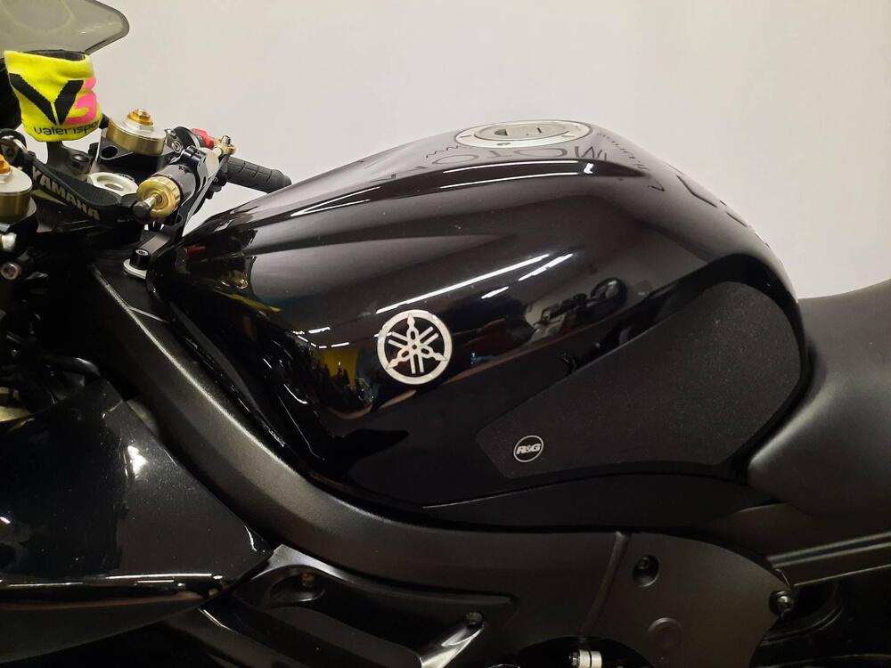 Yamaha YZF R6 (2005) (19)