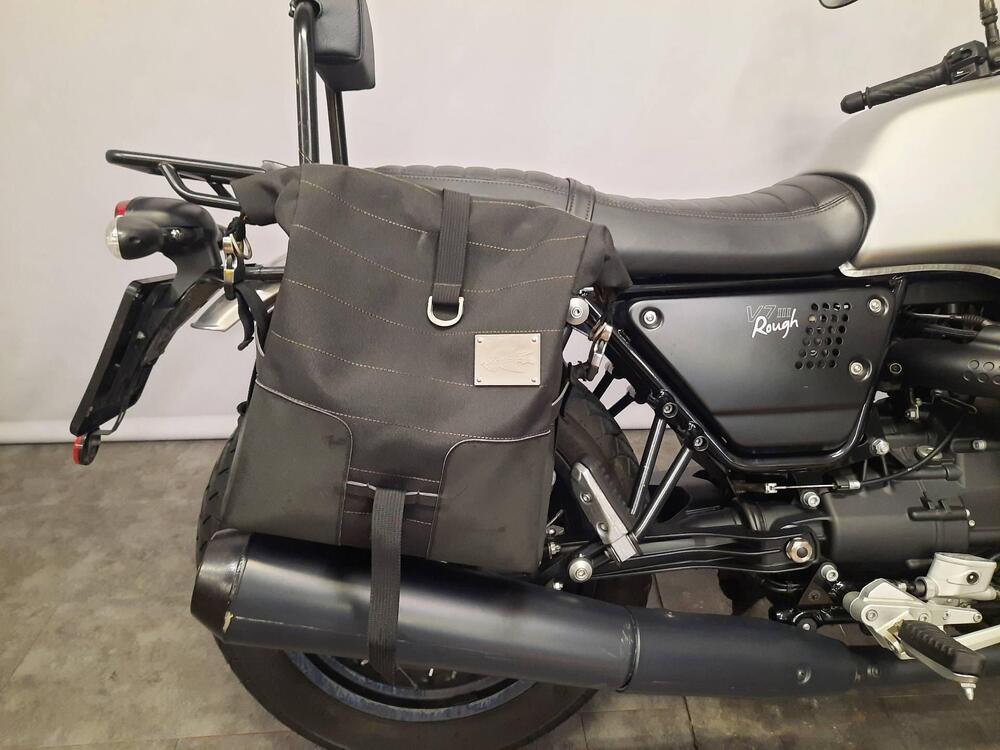 Moto Guzzi V7 III Rough (2018 - 20) (12)