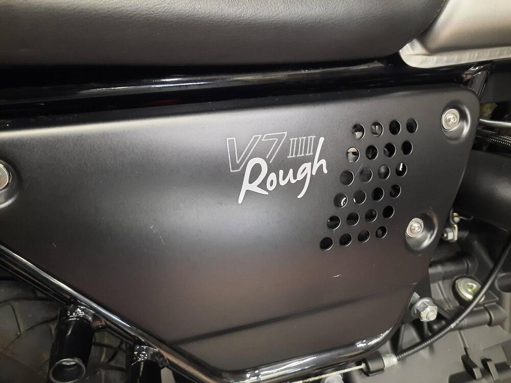Moto Guzzi V7 III Rough (2018 - 20) (17)