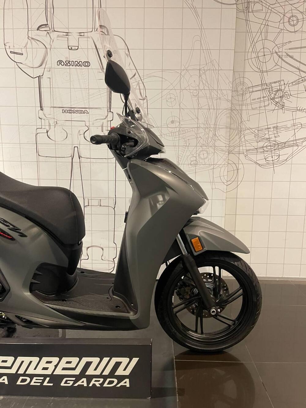 Honda SH 350i Sport (2025 - 26) (2)