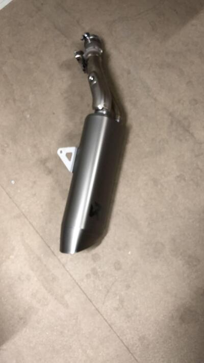 SILENZIATORE AKRAPOVIC PER HONDA CBR 1000 RR-R 183