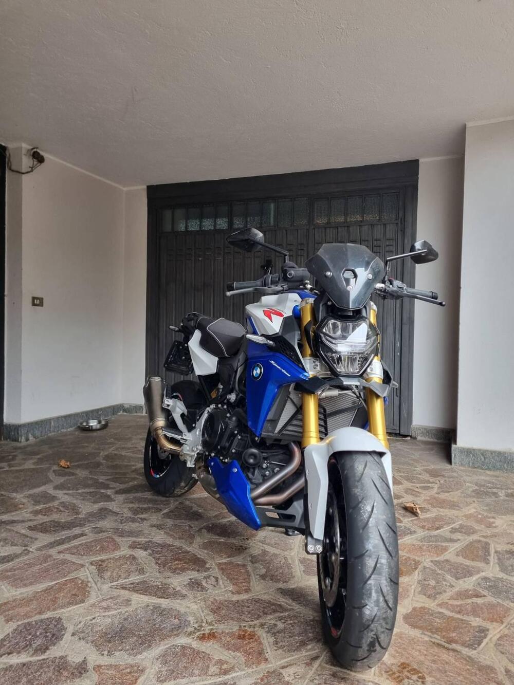 Bmw F 900 R (2021 - 24) (4)
