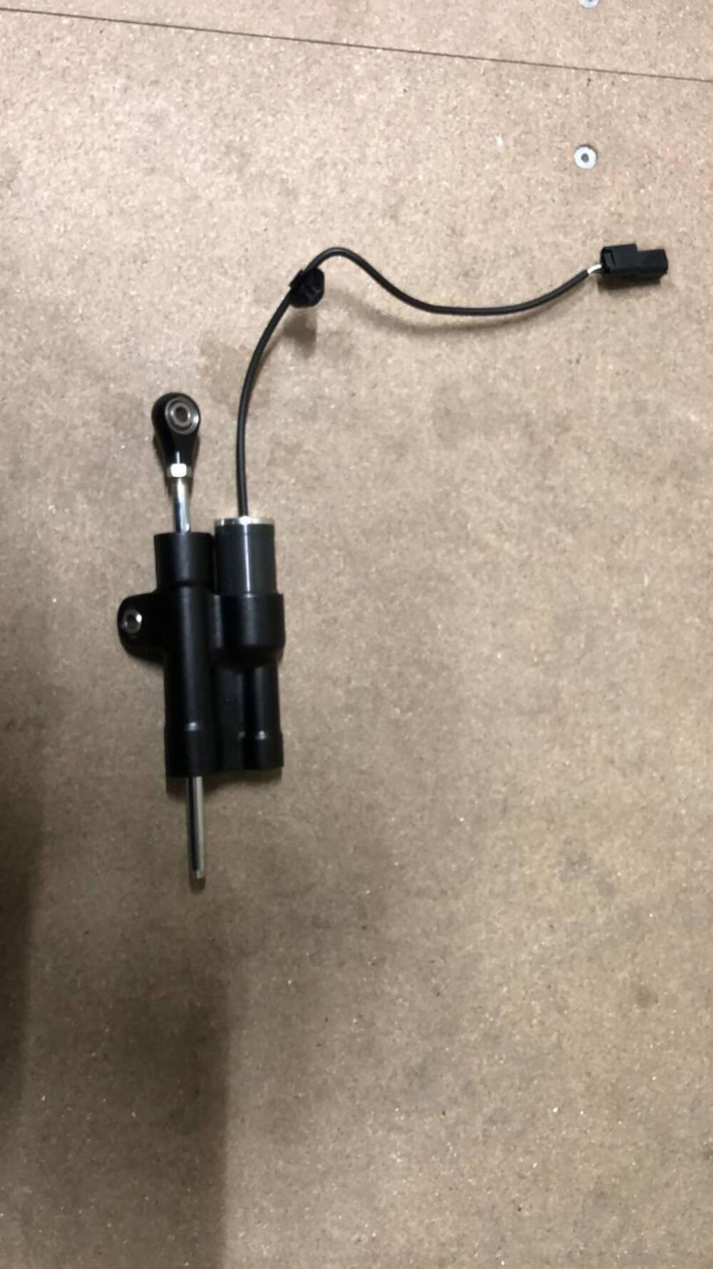 AMMORTIZZATORE STERZO PER HONDA CBR 1000 RR-R CODI