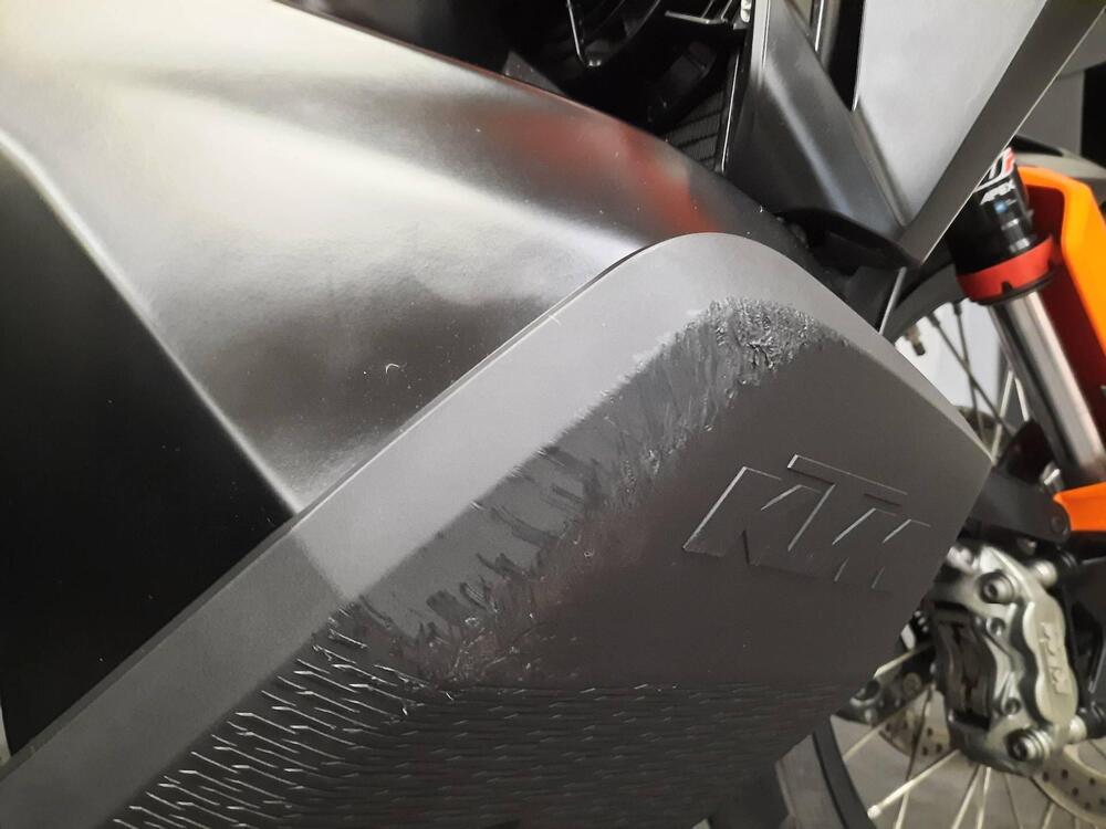 KTM 790 Adventure (2019 - 20) (4)