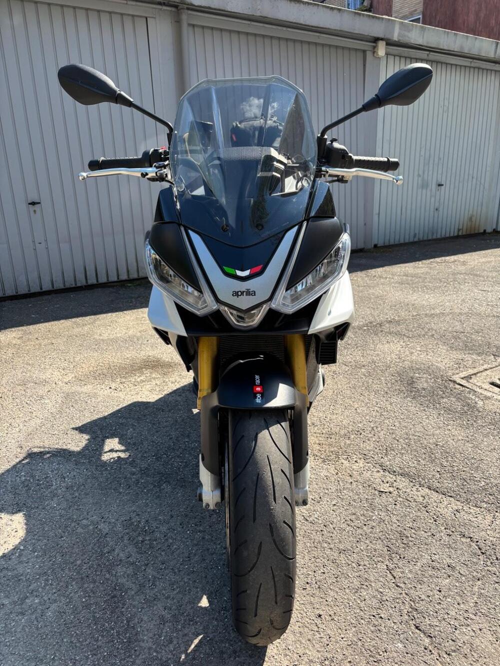 Aprilia Tuono V4 (2021 - 24) (3)