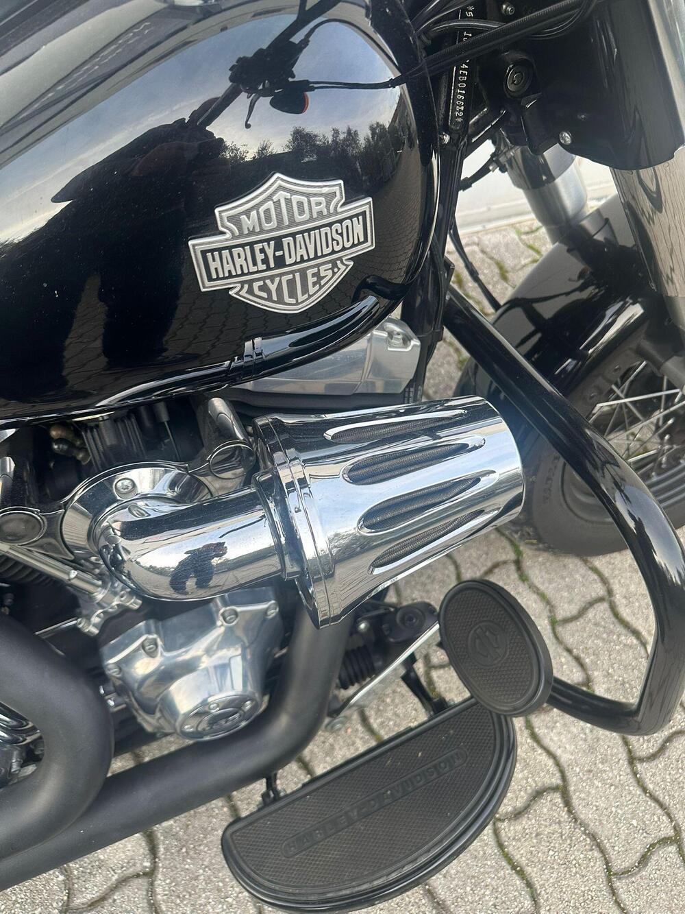 Harley-Davidson 1690 Slim (2011 - 16) - FLS (4)