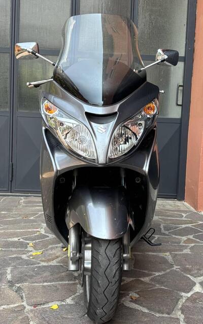 Suzuki Burgman AN 400 (2008 - 13) usata