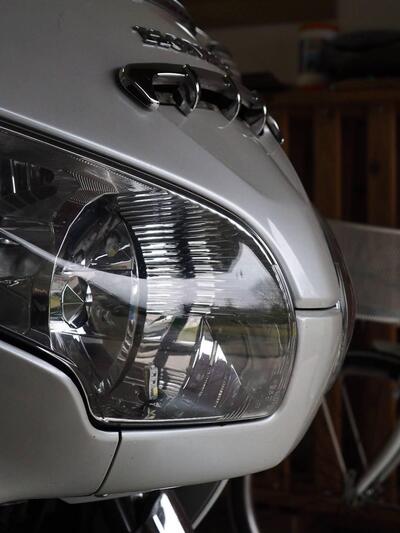 Honda GL 1800 Gold Wing (2000 - 05) usata