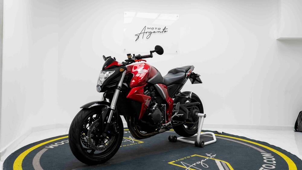 Honda CB 1000 R (2008 - 10) (7)