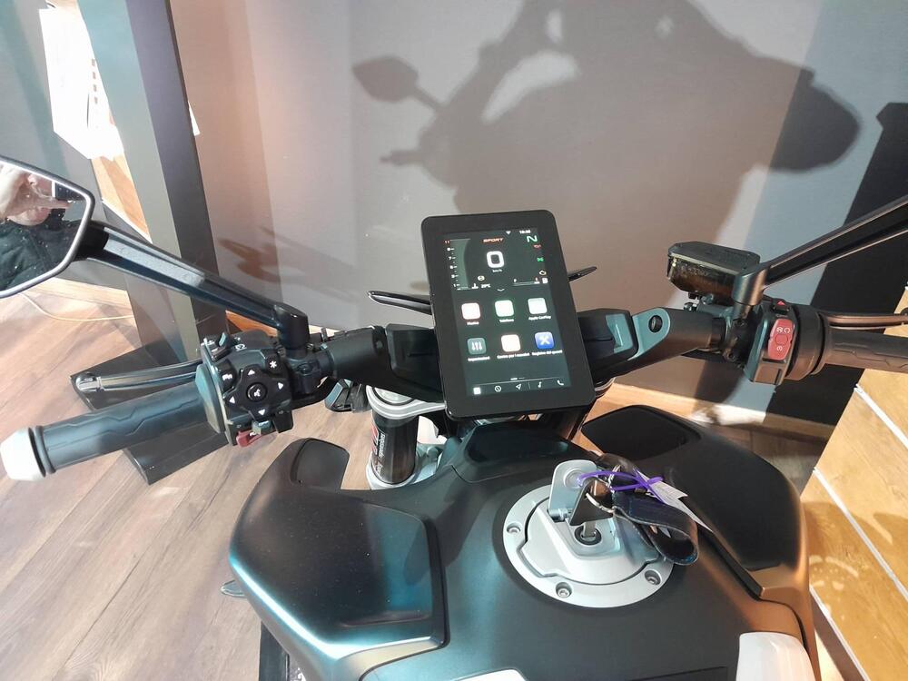 CFMOTO 800NK Advanced (2023 - 26) (10)