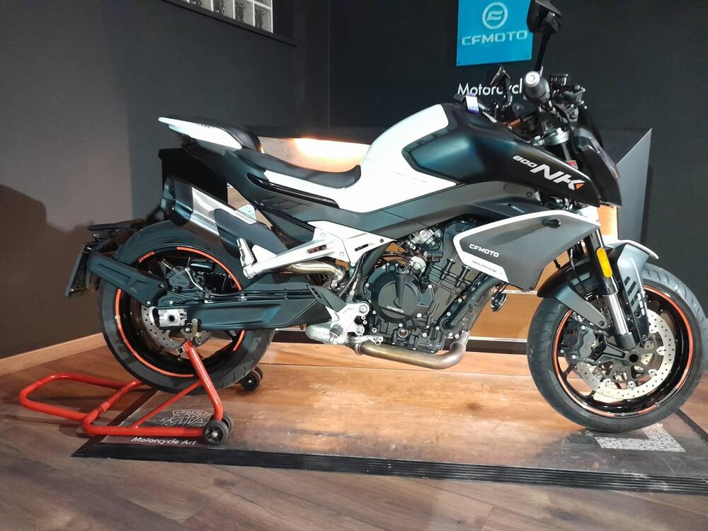 CFMOTO 800NK Advanced (2023 - 26) (14)