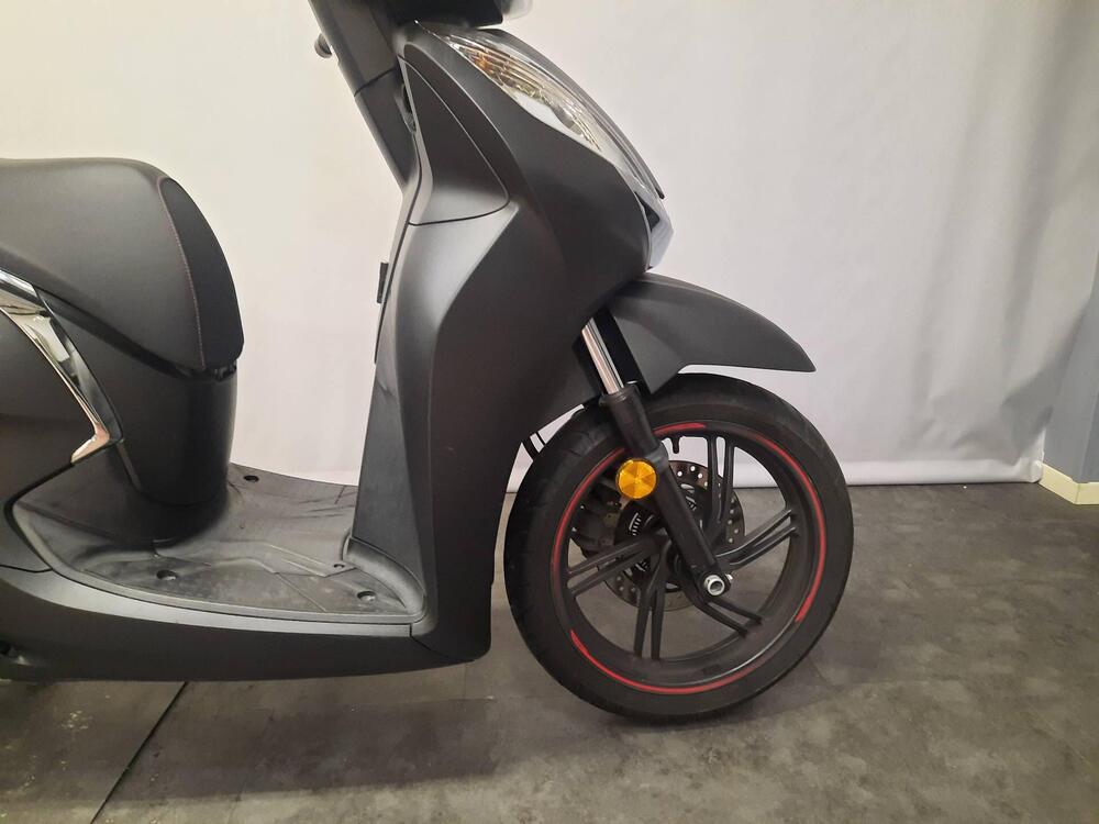 Honda SH 300 i ABS (2016 - 20) (6)