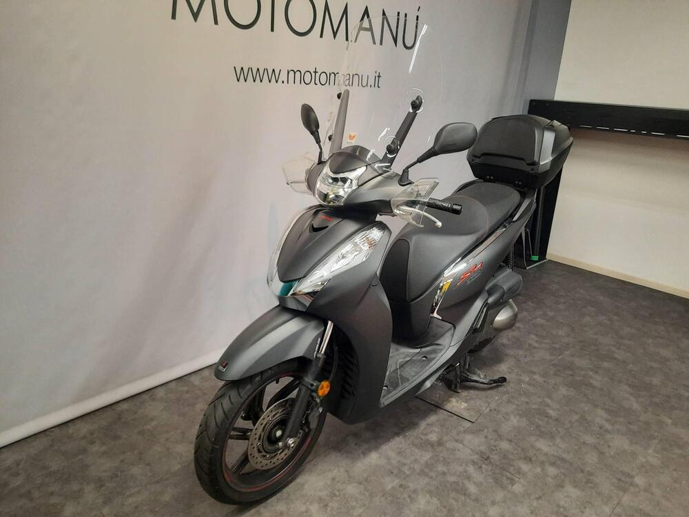 Honda SH 300 i ABS (2016 - 20) (14)