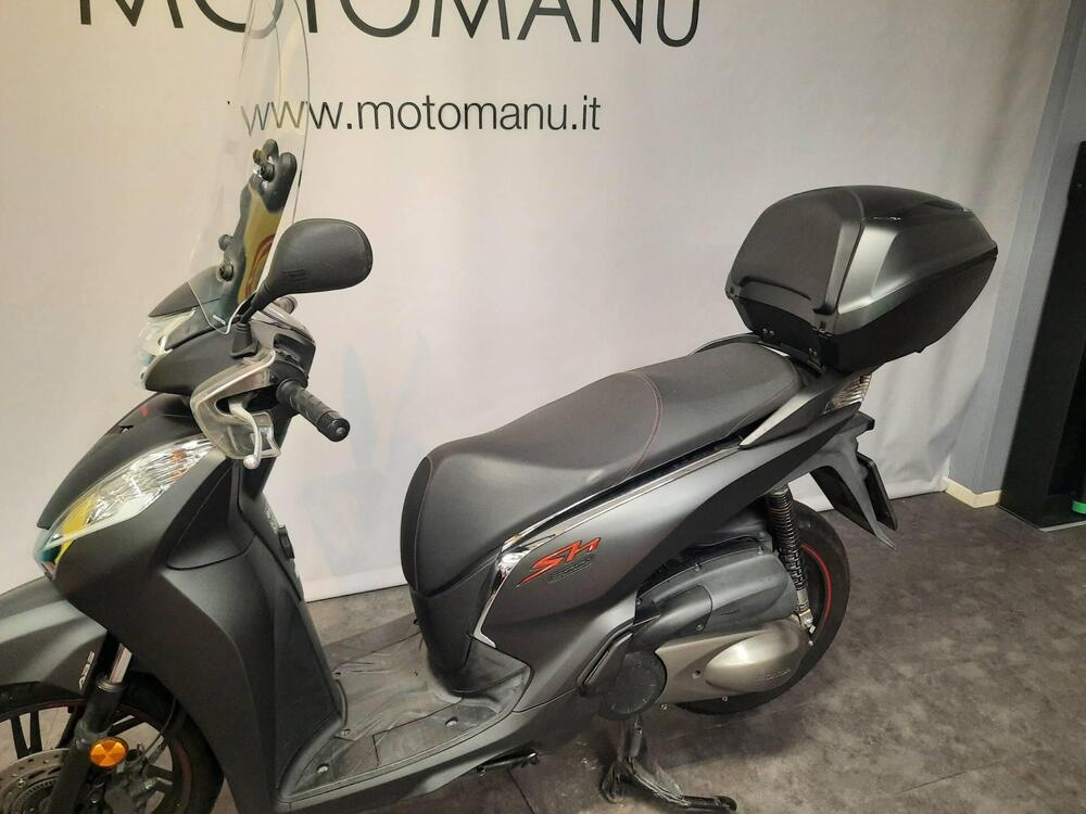 Honda SH 300 i ABS (2016 - 20) (17)