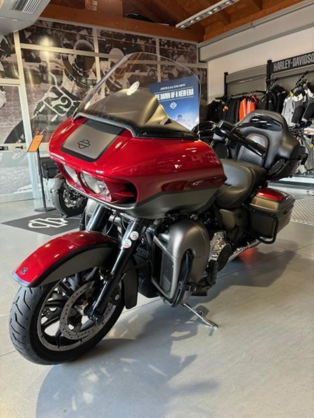 Harley-Davidson 114 Road Glide Ultra (2019) - FLTRXU (2)