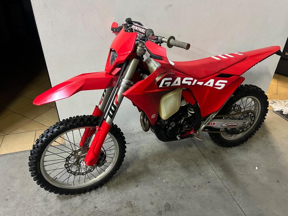 GASGAS EC 350 F (2025) (2)