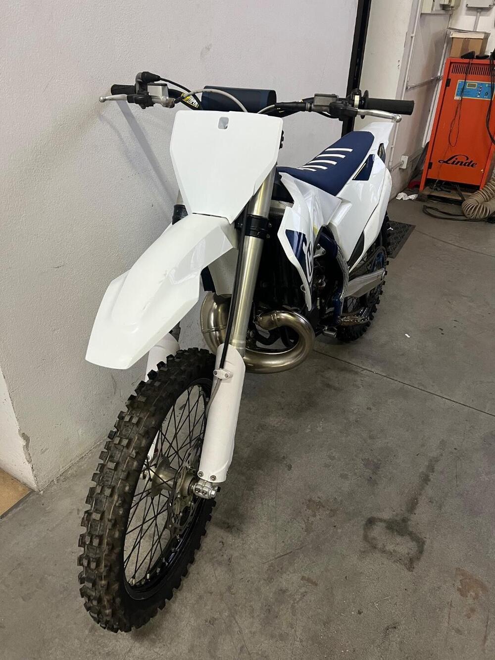 Husqvarna TC 250 (2021) (3)